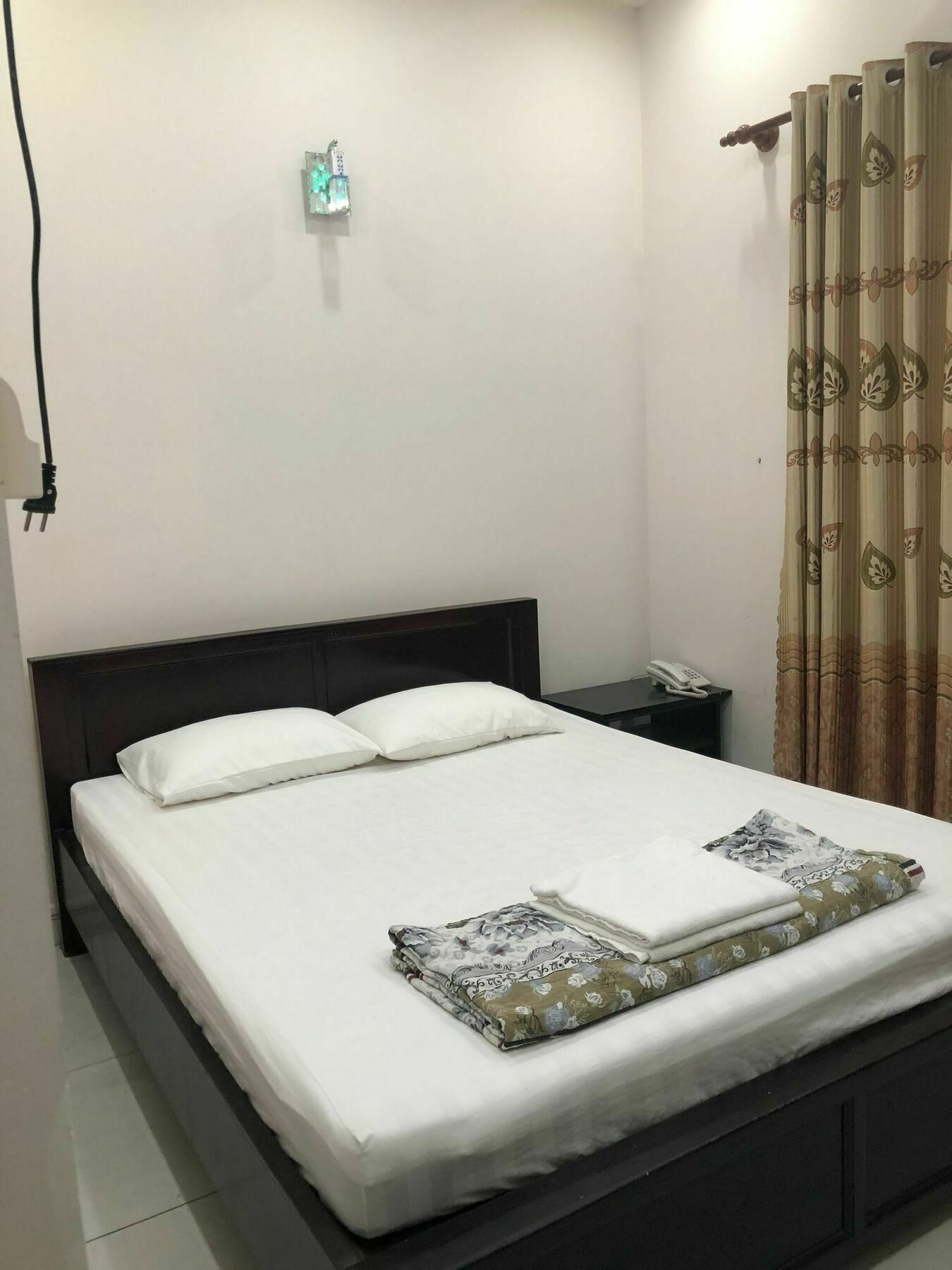 Oyo 395 Anh Quoc Hotel Ho Chi Minh-stad Buitenkant foto