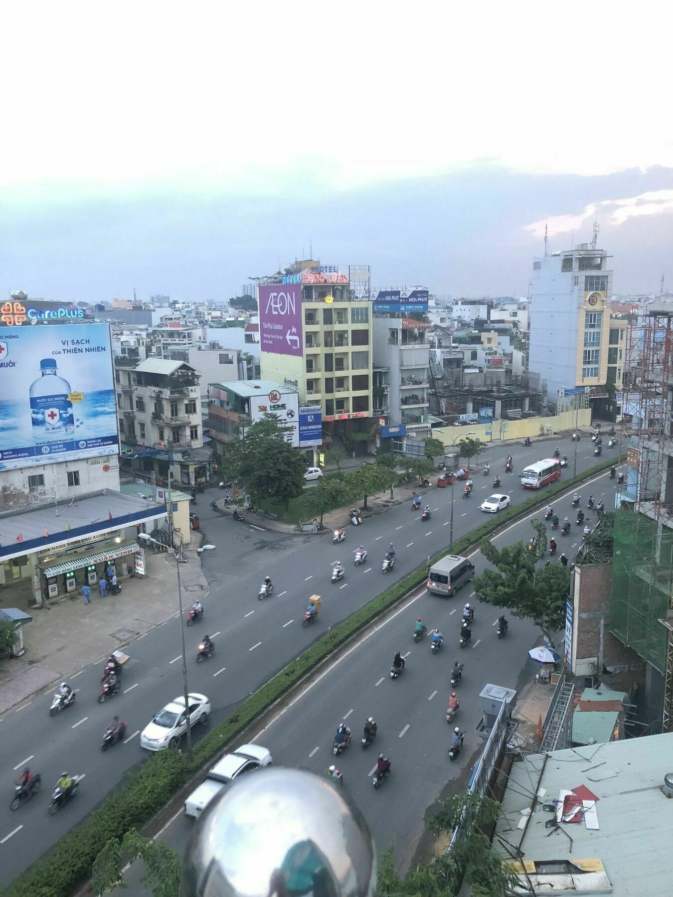 Oyo 395 Anh Quoc Hotel Ho Chi Minh-stad Buitenkant foto
