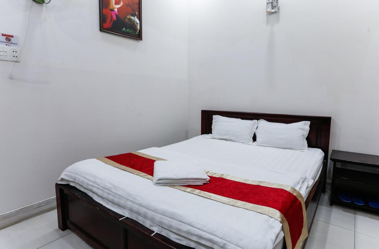 Oyo 395 Anh Quoc Hotel Ho Chi Minh-stad Buitenkant foto